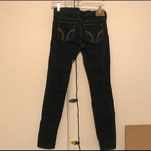 hollister skinny jeans / size 7, 28 waist